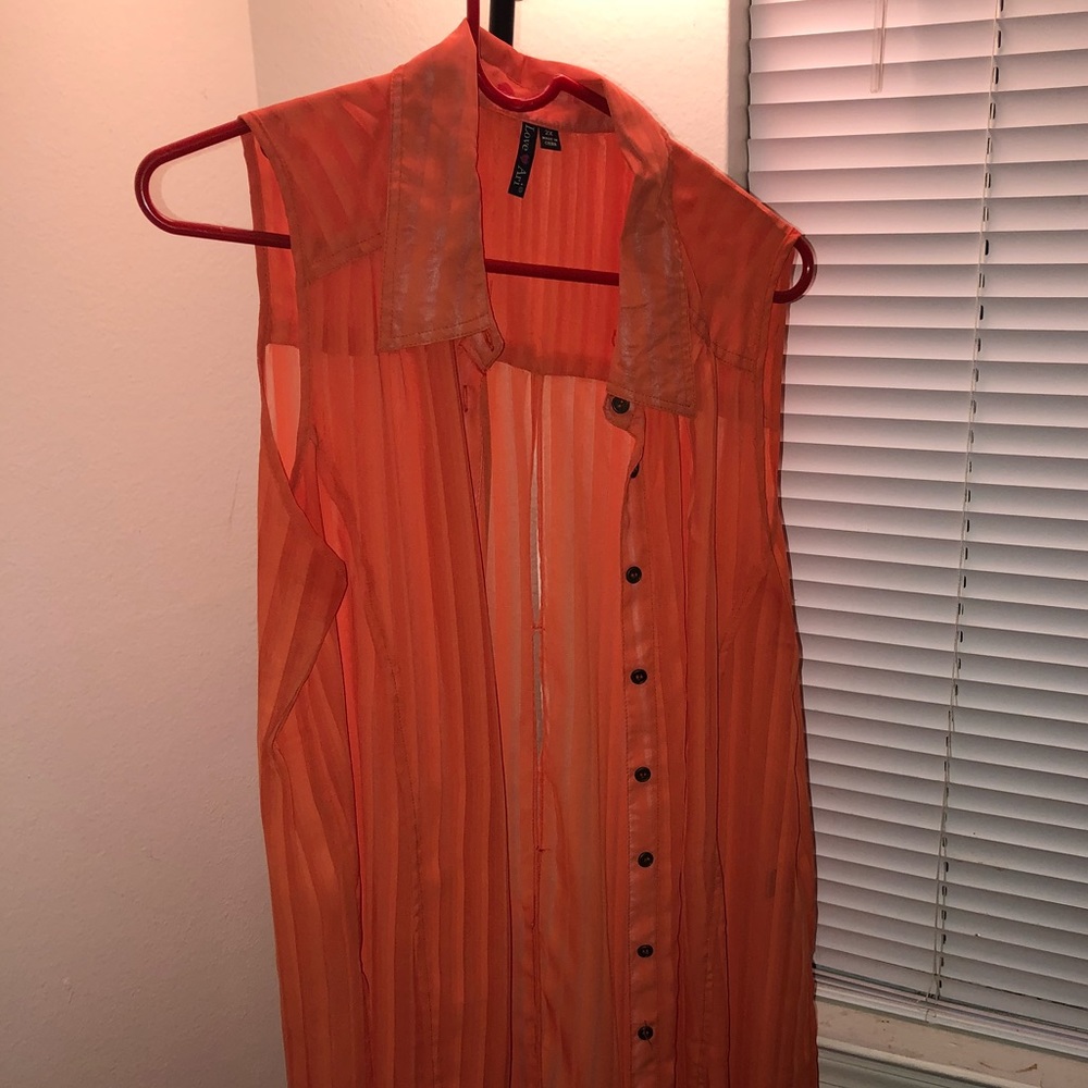 Long see-thru sleeveless shirt